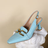 Devorah Slingback-Kitten Heels mit Kette